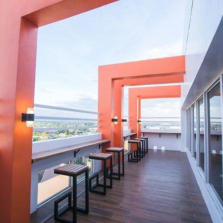 La Maja Rica Hotel Tarlac City Exterior photo