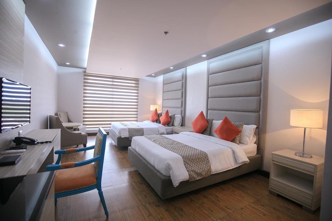 La Maja Rica Hotel Tarlac City Exterior photo